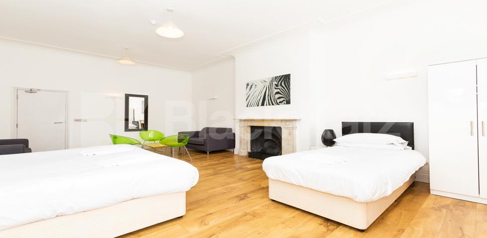 			LOCATION LOCATION LOCATION !!!, 1 Bedroom, 1 bath, 1 reception Apartment			 BYNG PLACE WC1E, RUSSELL SQUARE - EUSTON  FITZROVIA